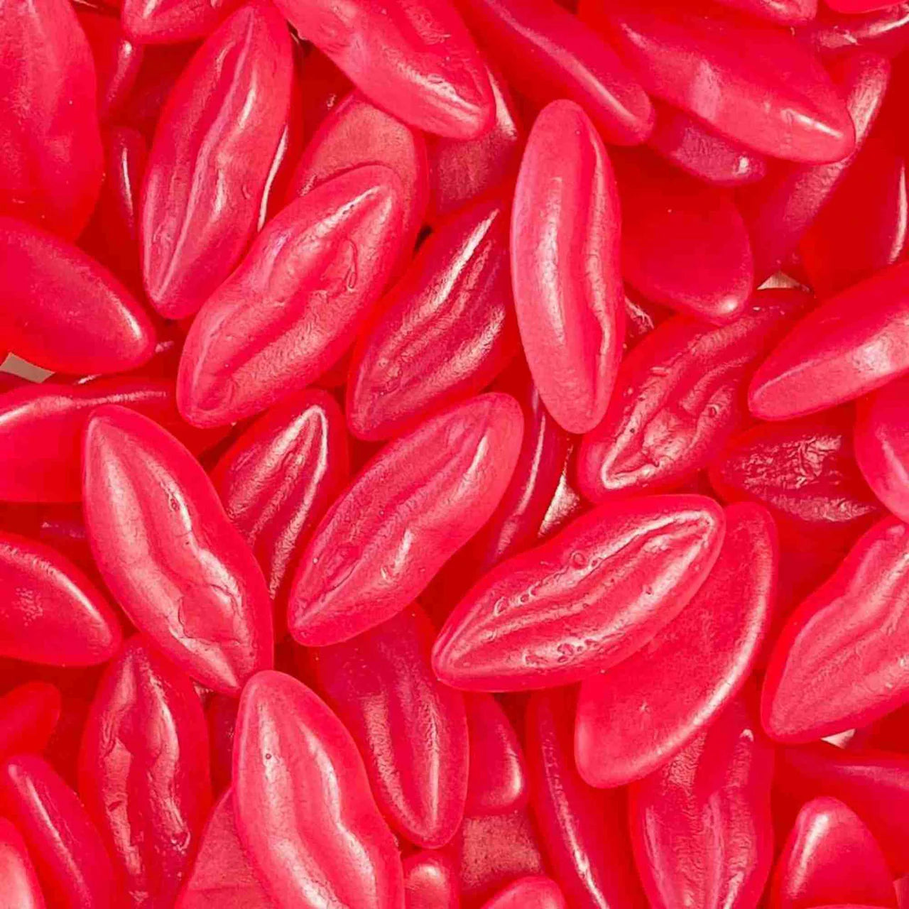 STRAWBERRY LIPS